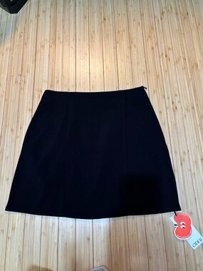 Size S side zip black pencil skirt.